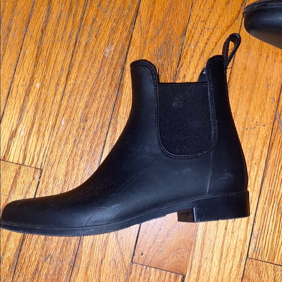 Black ankle boots - Picture 2 of 7